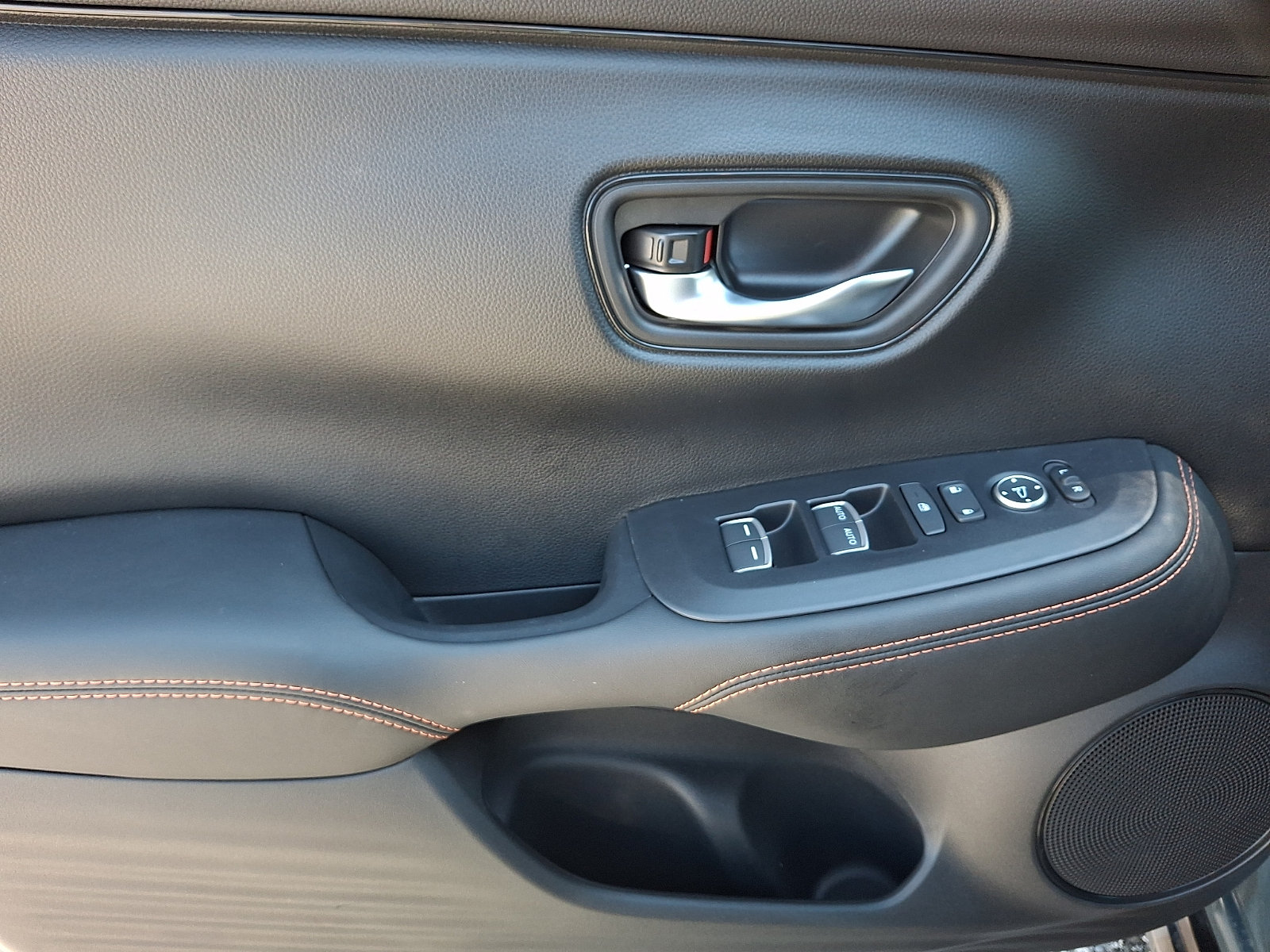 New 2027 Honda HR-V Sport image 8