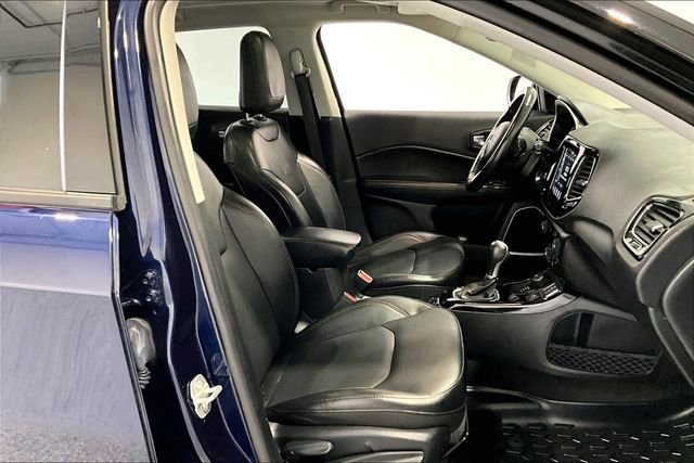 Used 2020 Jeep Compass Limited AWD/4WD image 31