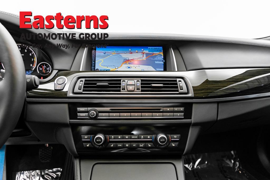 Used 2015 BMW M5 RWD image 10