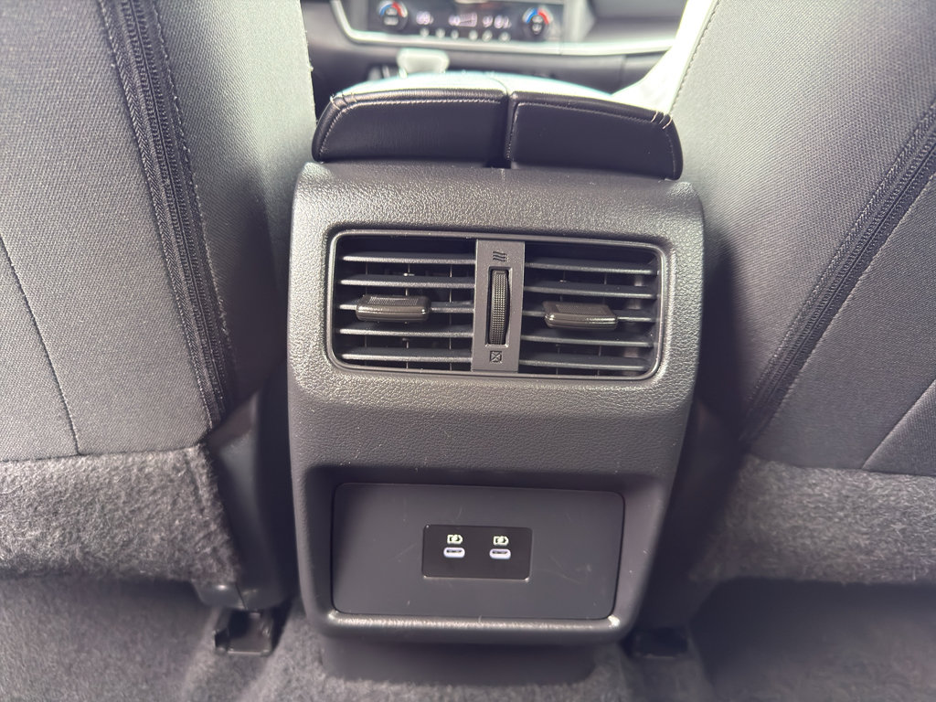 Certified 2025 Nissan Rogue SV AWD/4WD image 33