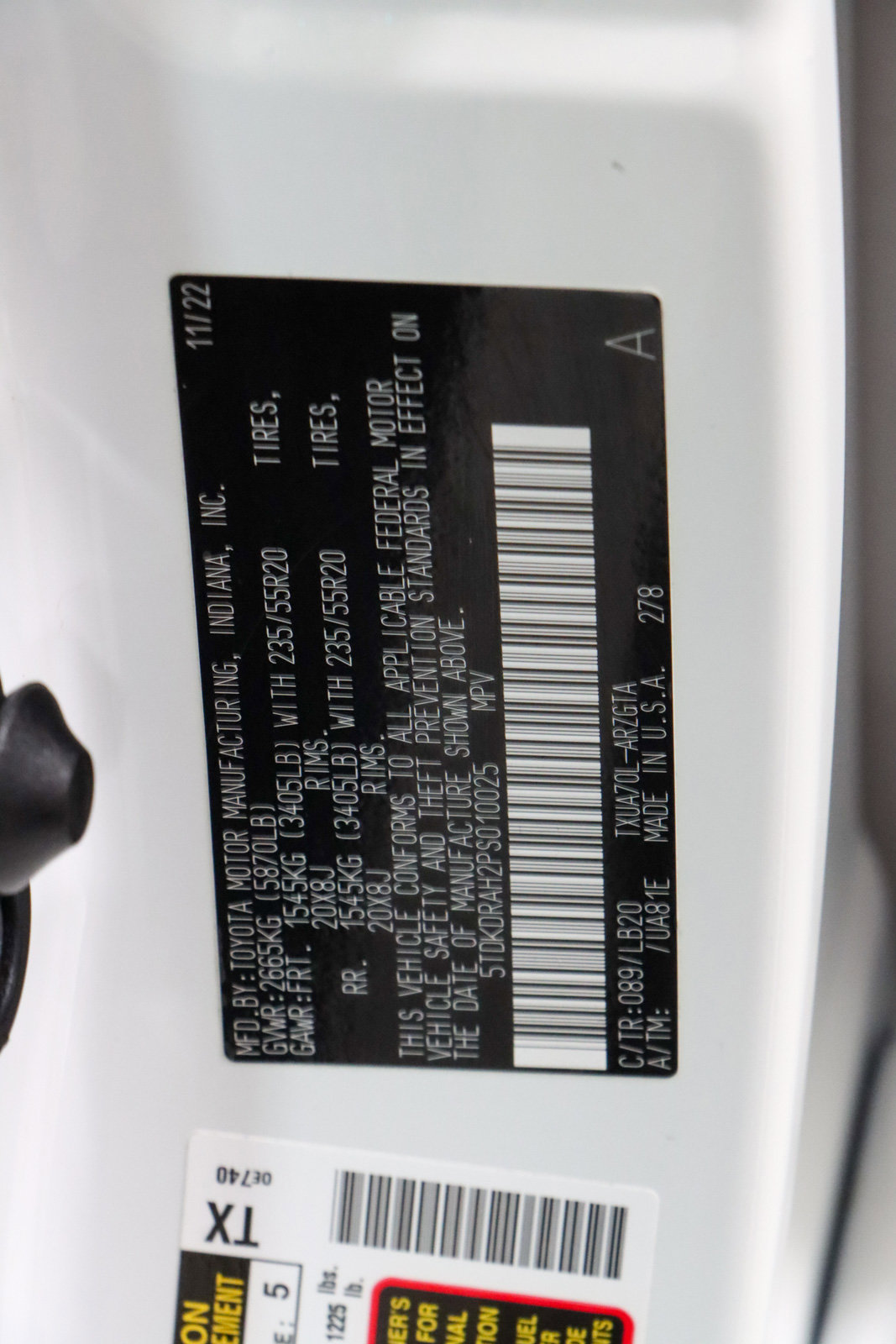 Used 2023 Toyota Highlander Limited image 35