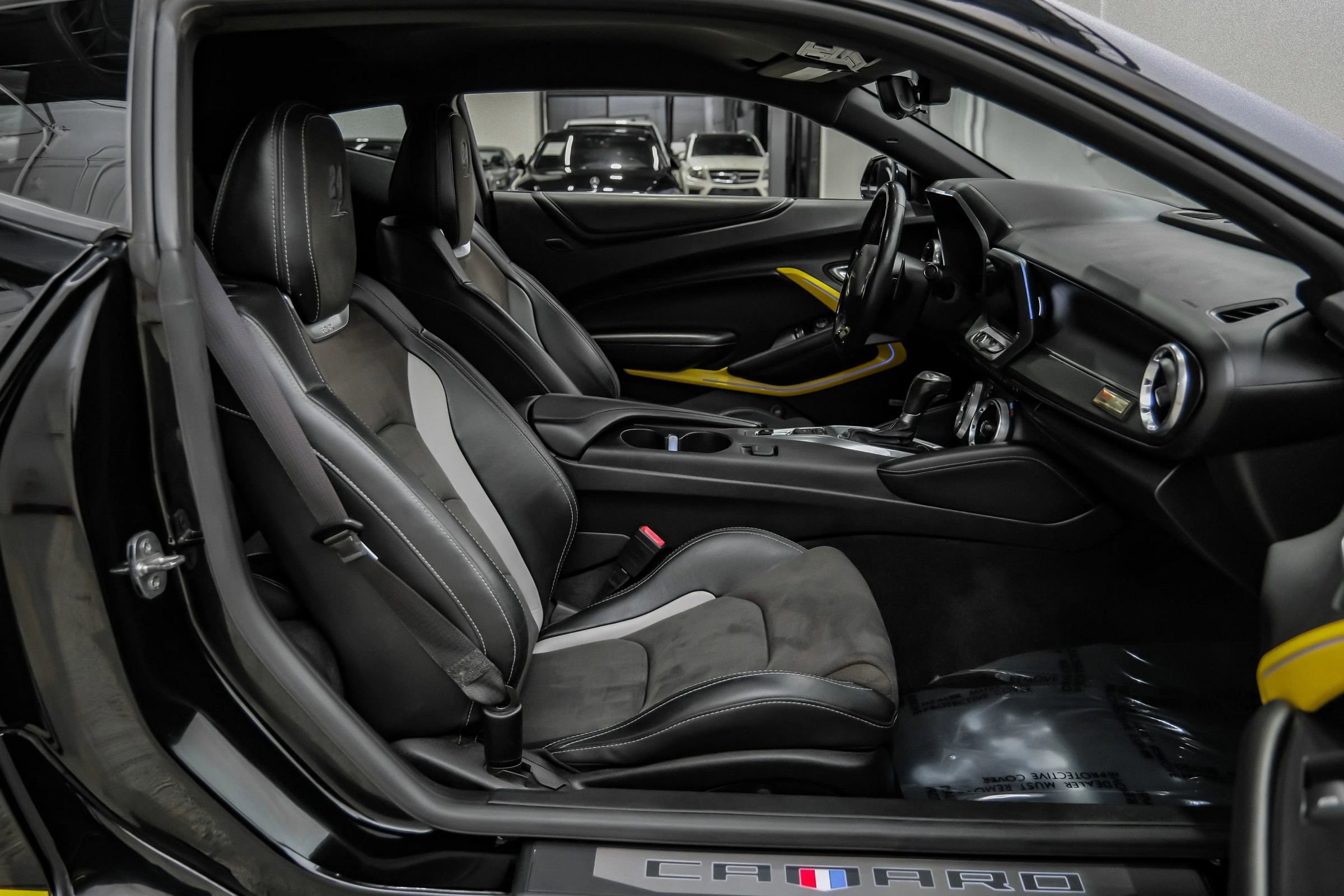 Used 2020 Chevrolet Camaro SS RWD image 41