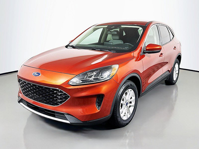 Used 2020 Ford Escape SE image 3