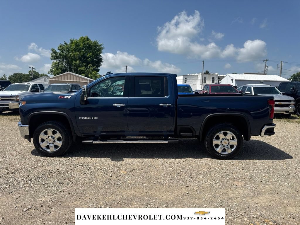 Used 2023 Chevrolet Silverado 2500 LTZ w/ LTZ Plus Package AWD/4WD image 2