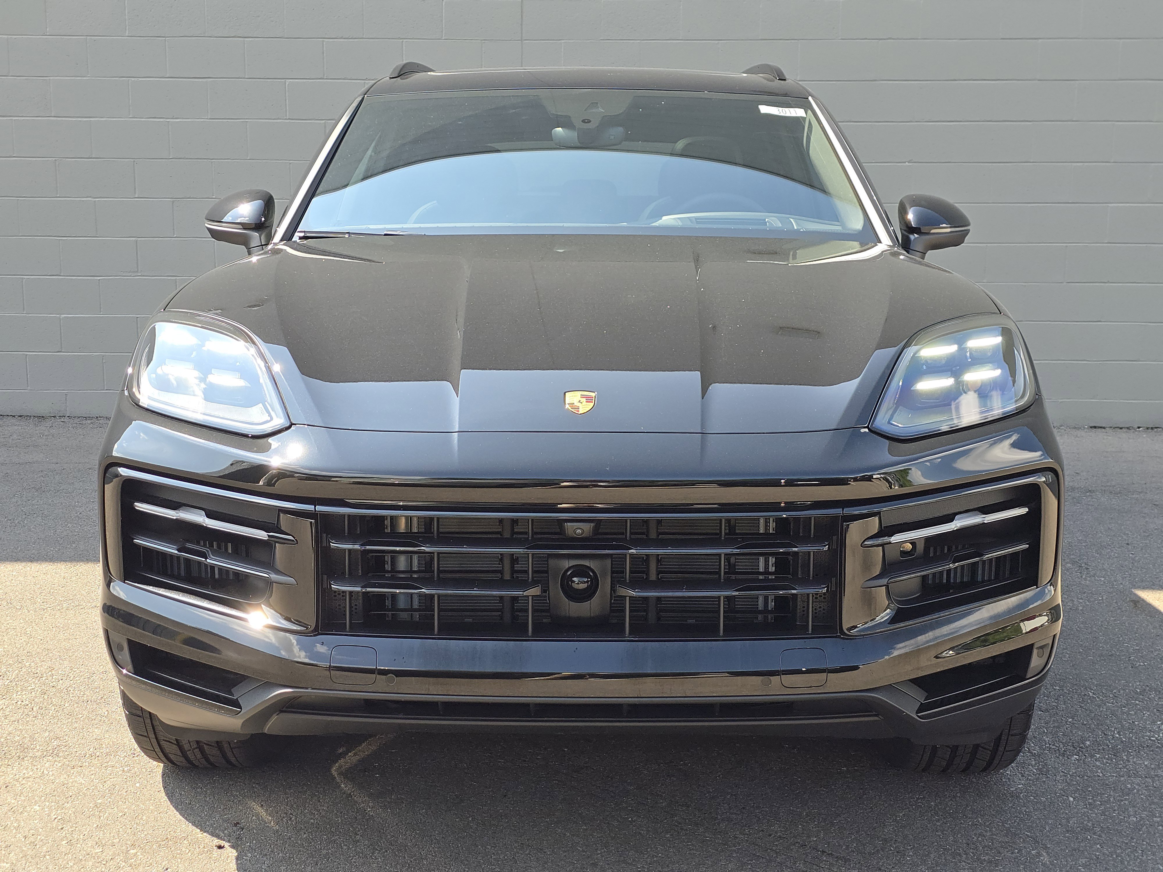 New 2025 Porsche Cayenne image 2