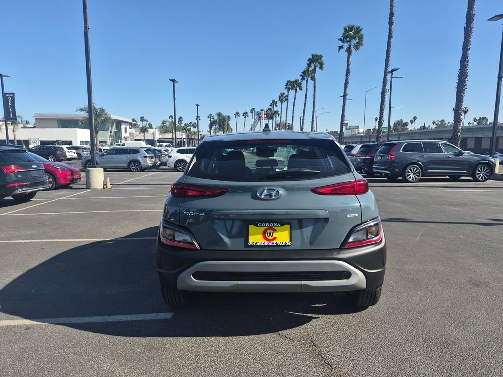 Used 2022 Hyundai Kona SE image 5