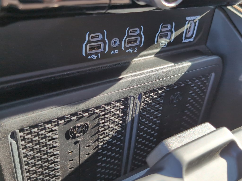 New 2025 RAM 2500 Limited image 25