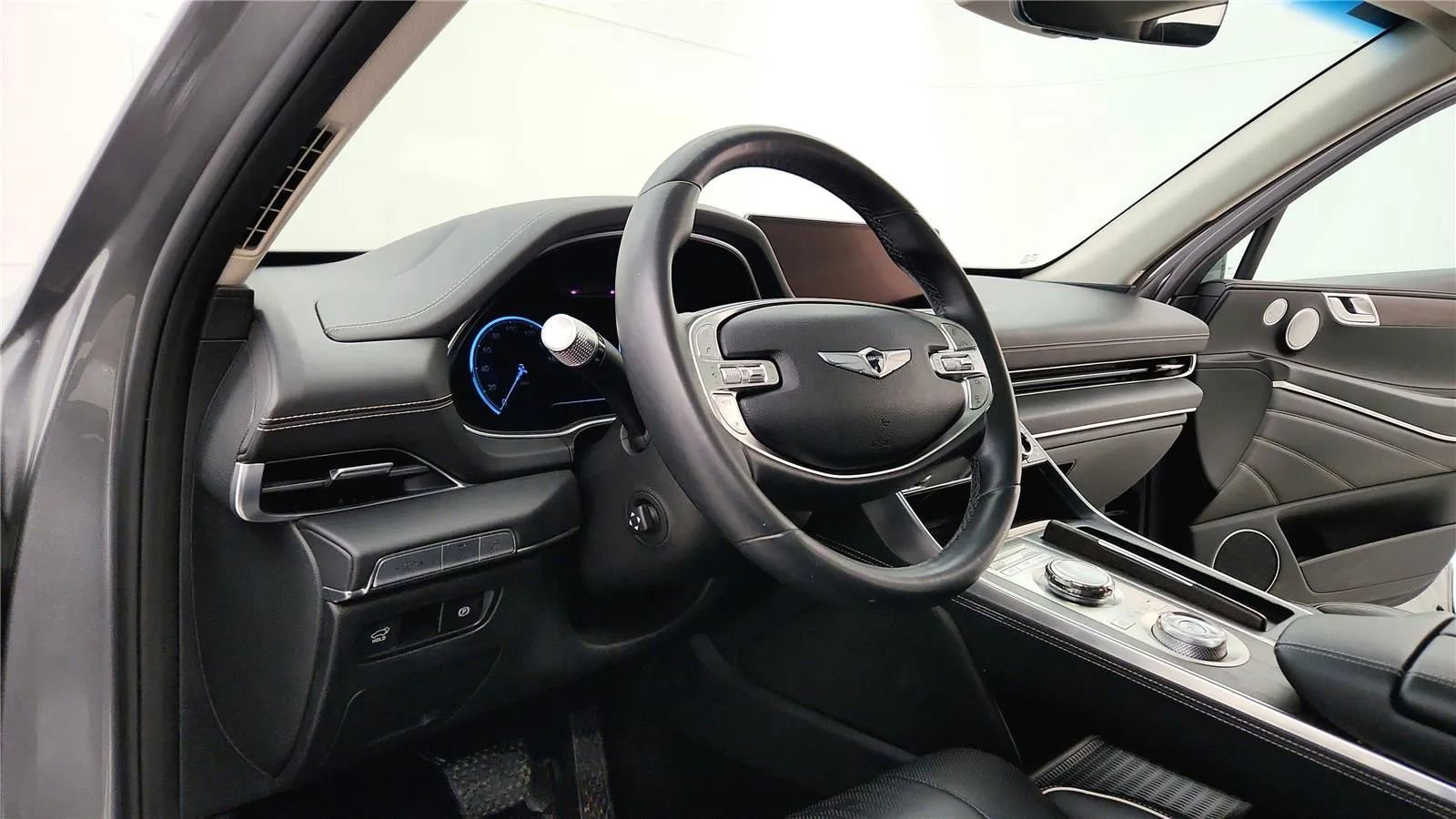 Used 2023 Genesis GV80 2.5T w/ Prestige Package image 23