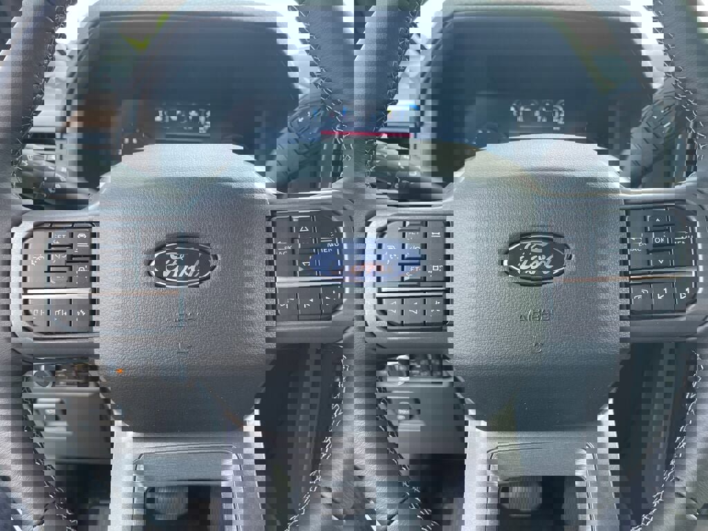New 2025 Ford F150 XLT w/ Equipment Group 302A MID image 10