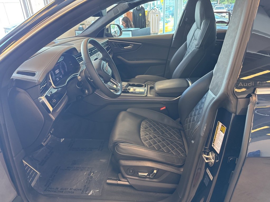 Used 2024 Audi SQ8 Prestige w/ Prestige Package image 16