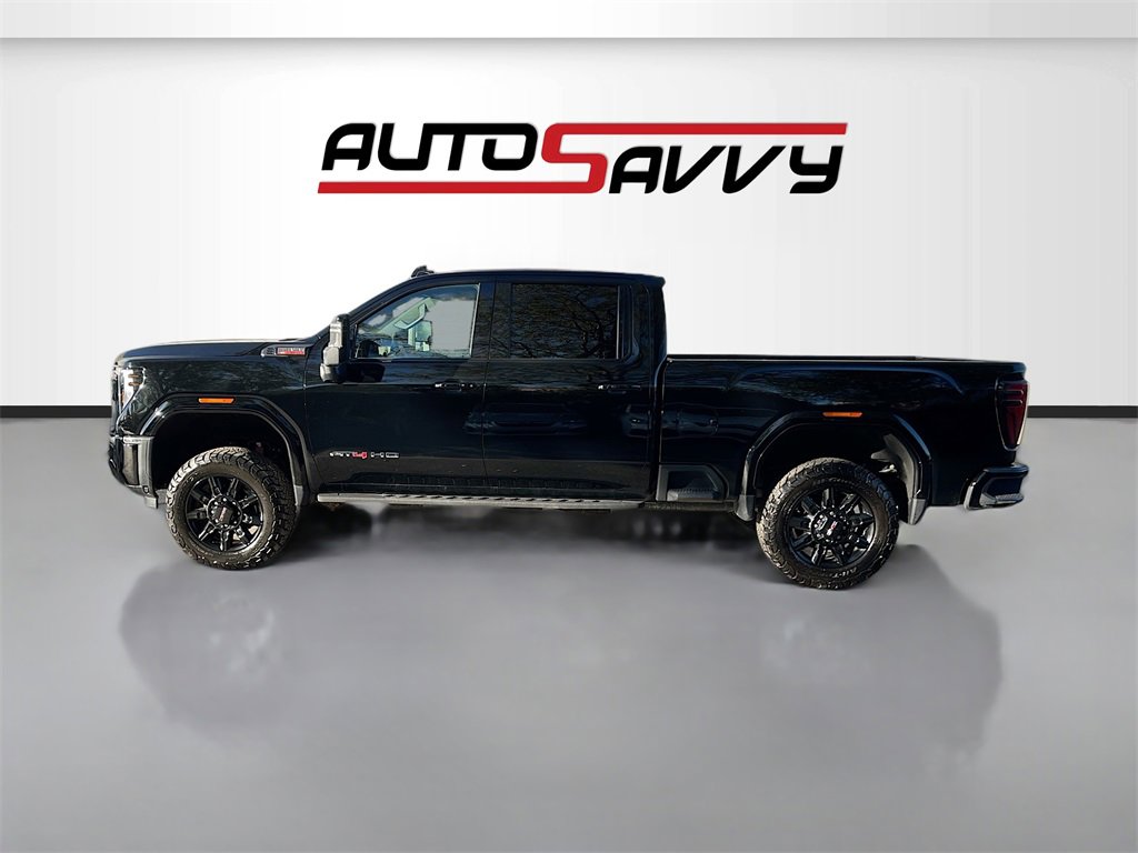 Used 2025 GMC Sierra 2500 AT4 w/ AT4 Premium Plus Package image 4