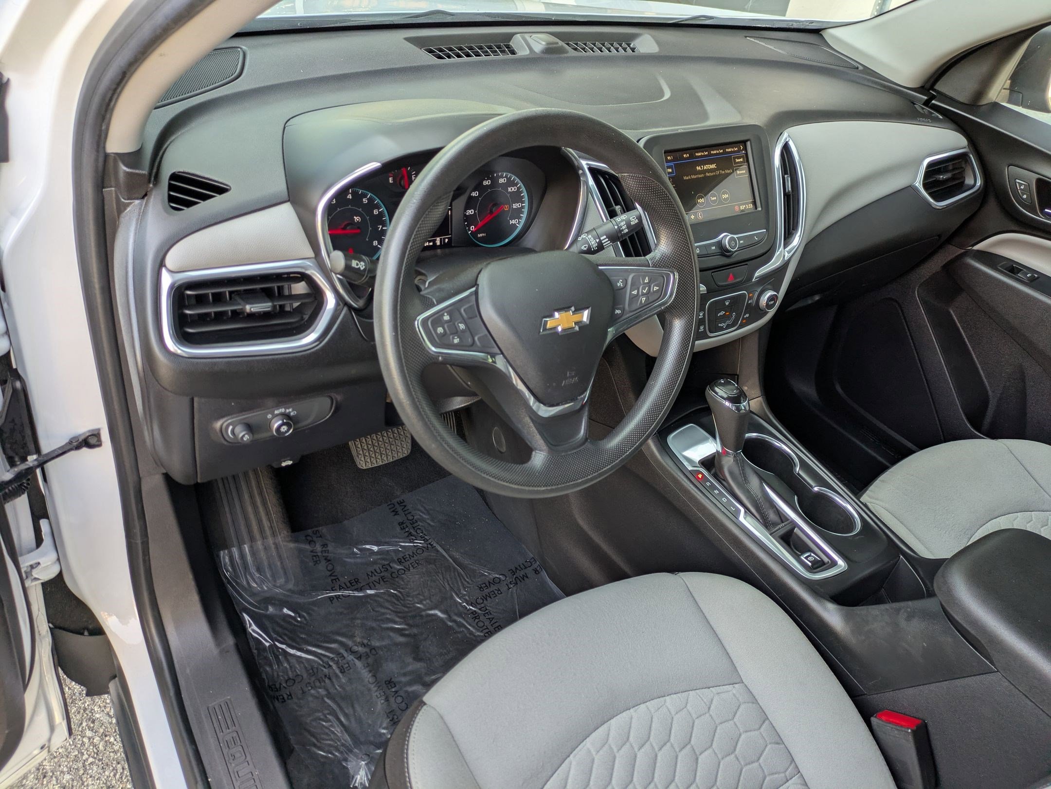 Used 2019 Chevrolet Equinox LS w/ LPO, Cargo Package image 12