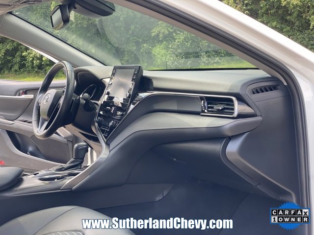 Used 2024 Toyota Camry SE image 16