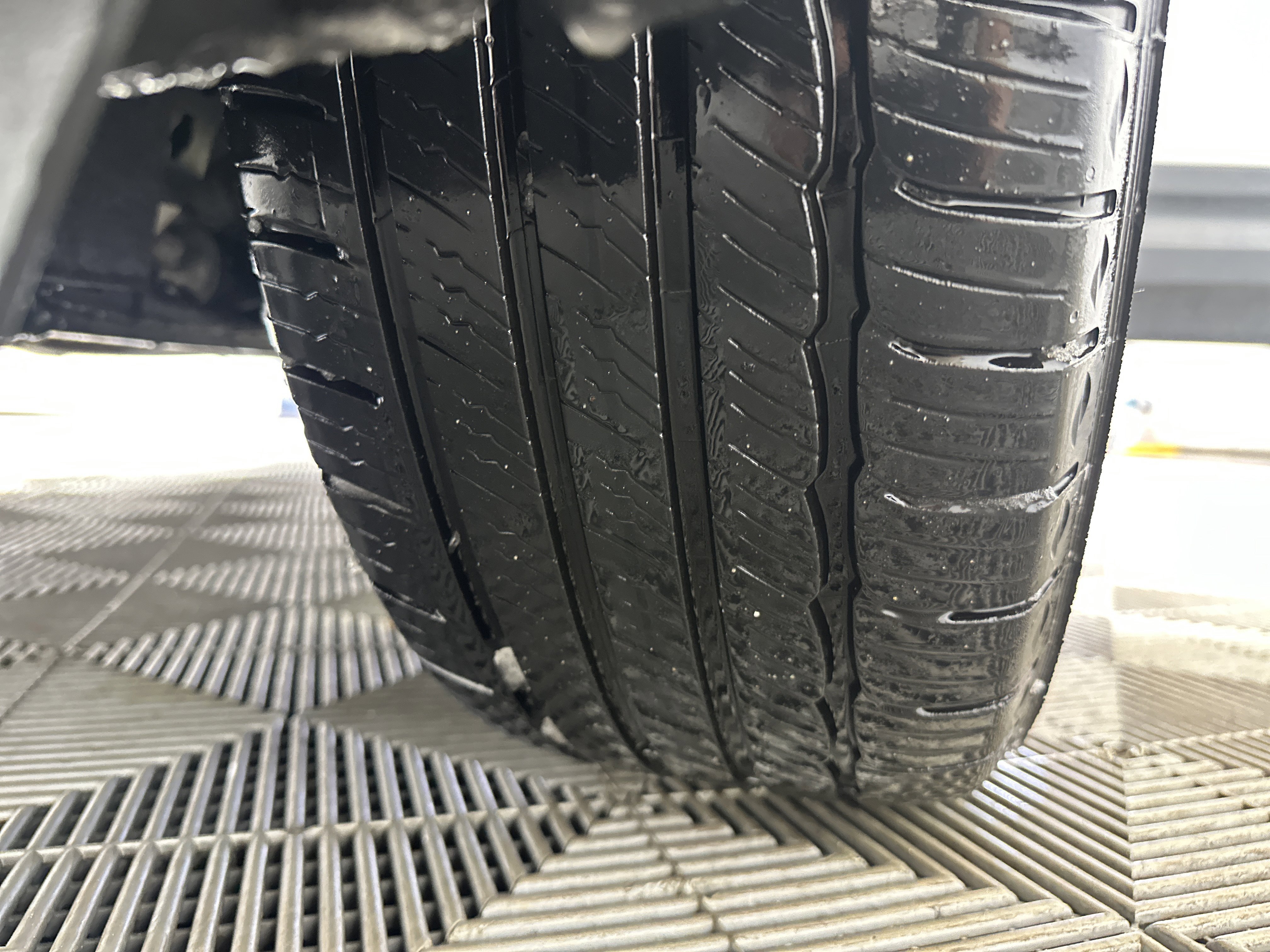 Certified 2024 GMC Terrain SLT image 12