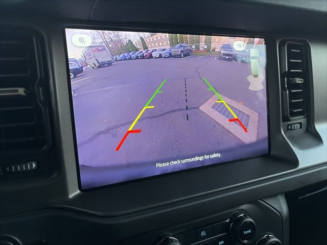 Used 2025 Ford Bronco Badlands image 20