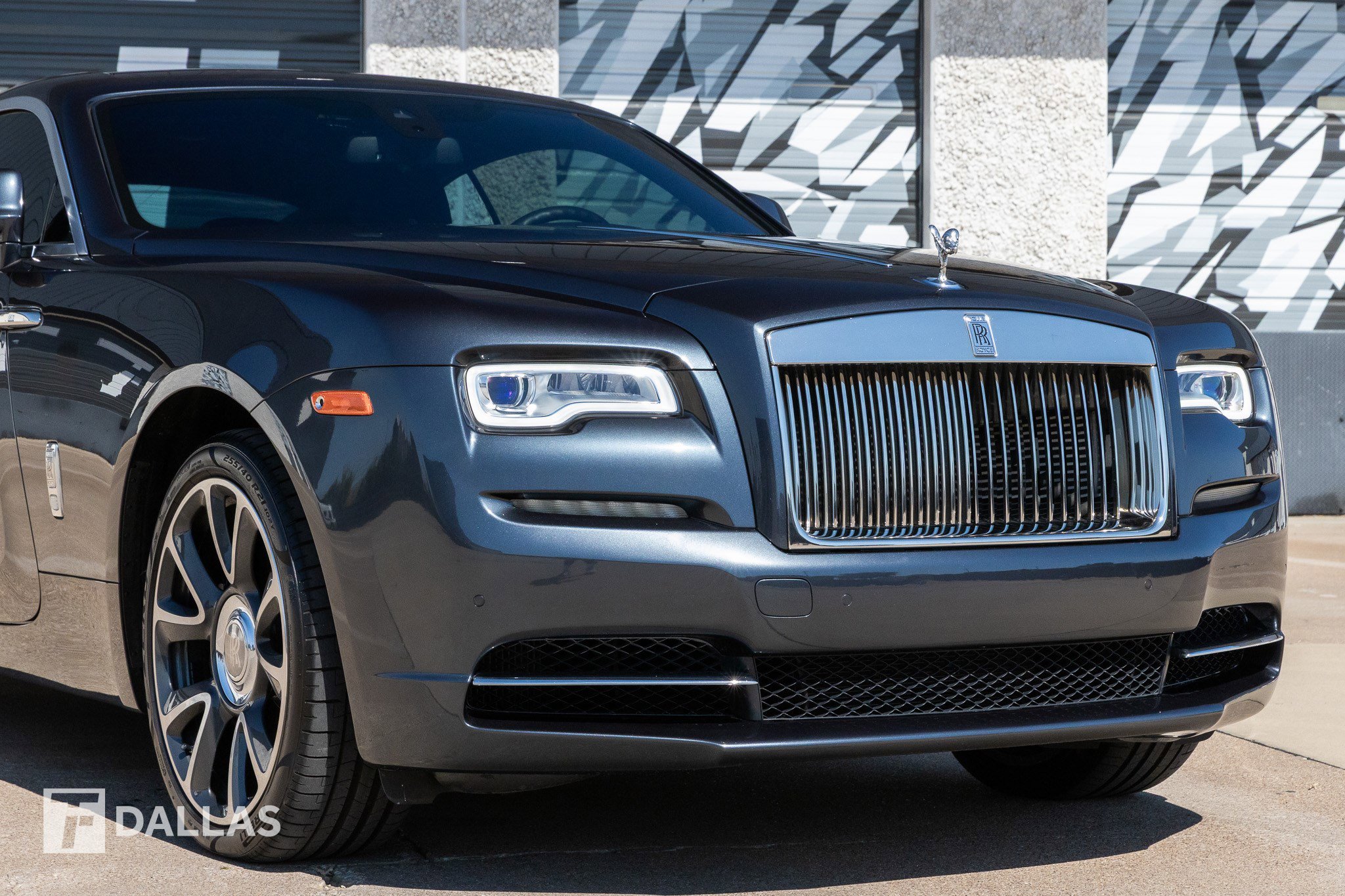 Used 2020 Rolls-Royce Wraith image 2