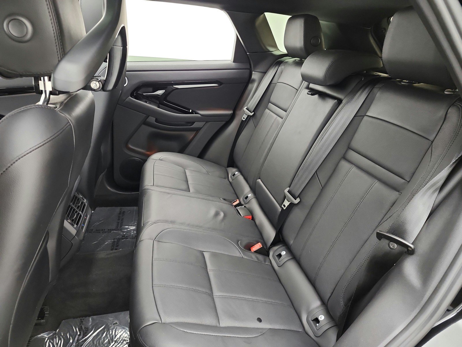 Used 2025 Land Rover Range Rover Evoque S AWD/4WD image 13