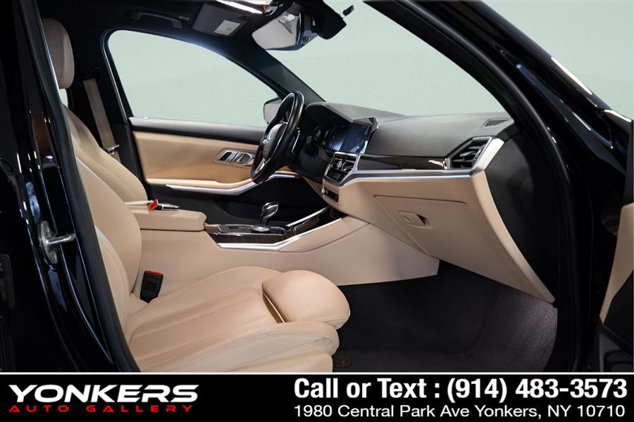 Used 2021 BMW 330e w/ Convenience Package RWD image 25
