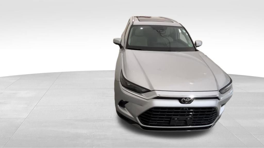 Used 2024 Toyota Grand Highlander Platinum image 9