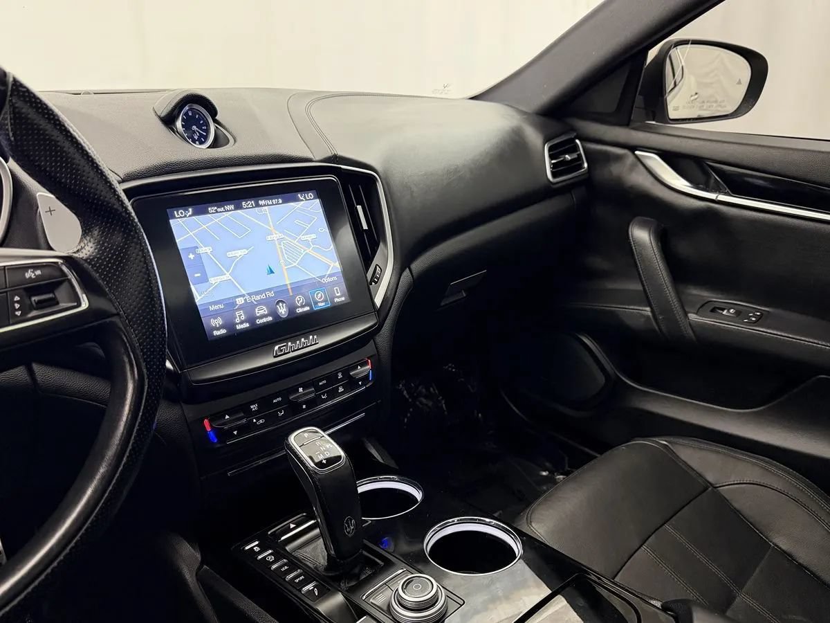 Used 2019 Maserati Ghibli S GranSport RWD image 16