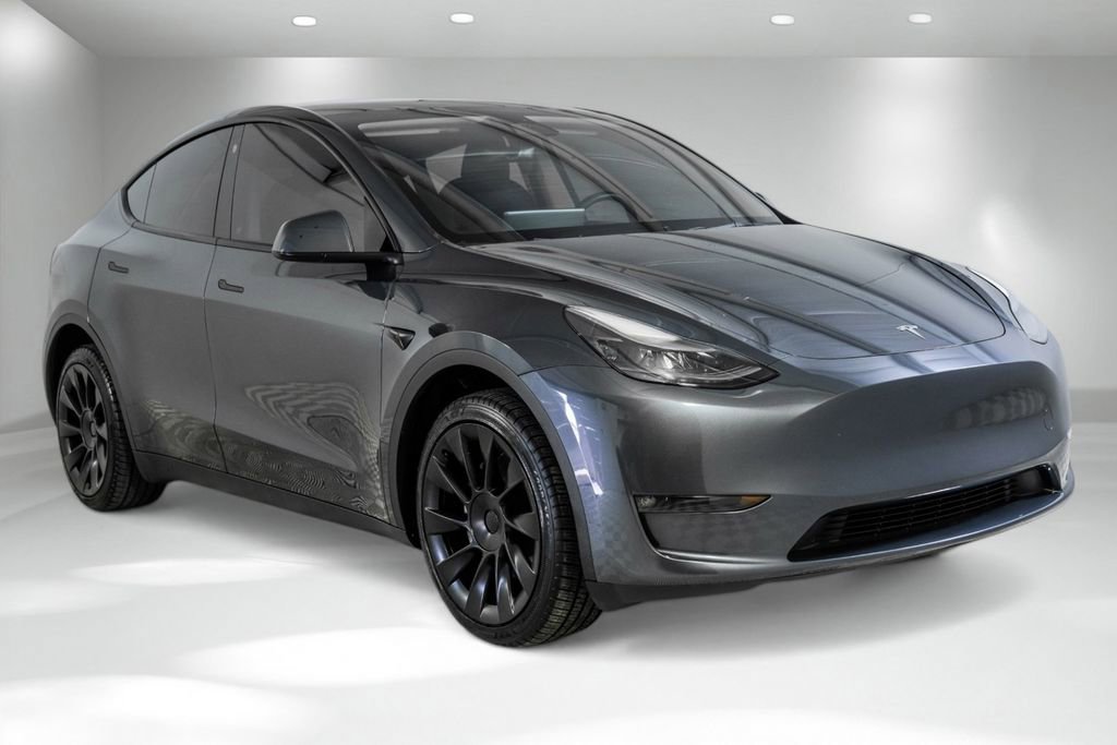 Used 2023 Tesla Model Y Long Range AWD/4WD image 6