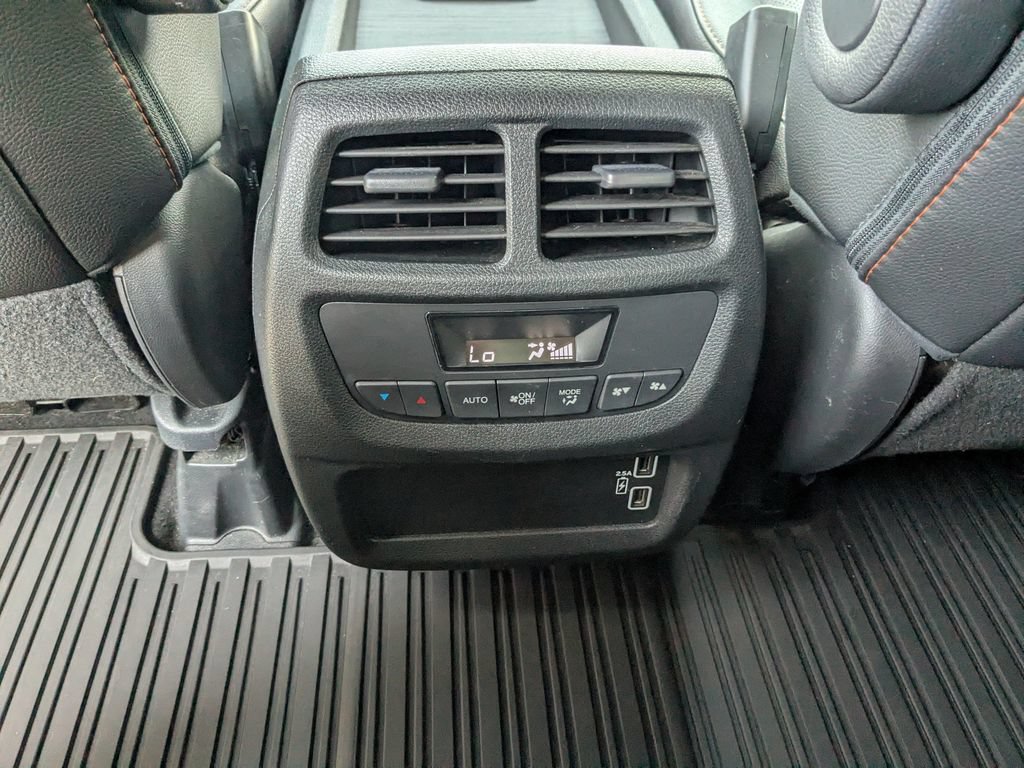 Used 2022 Honda Pilot TrailSport image 11