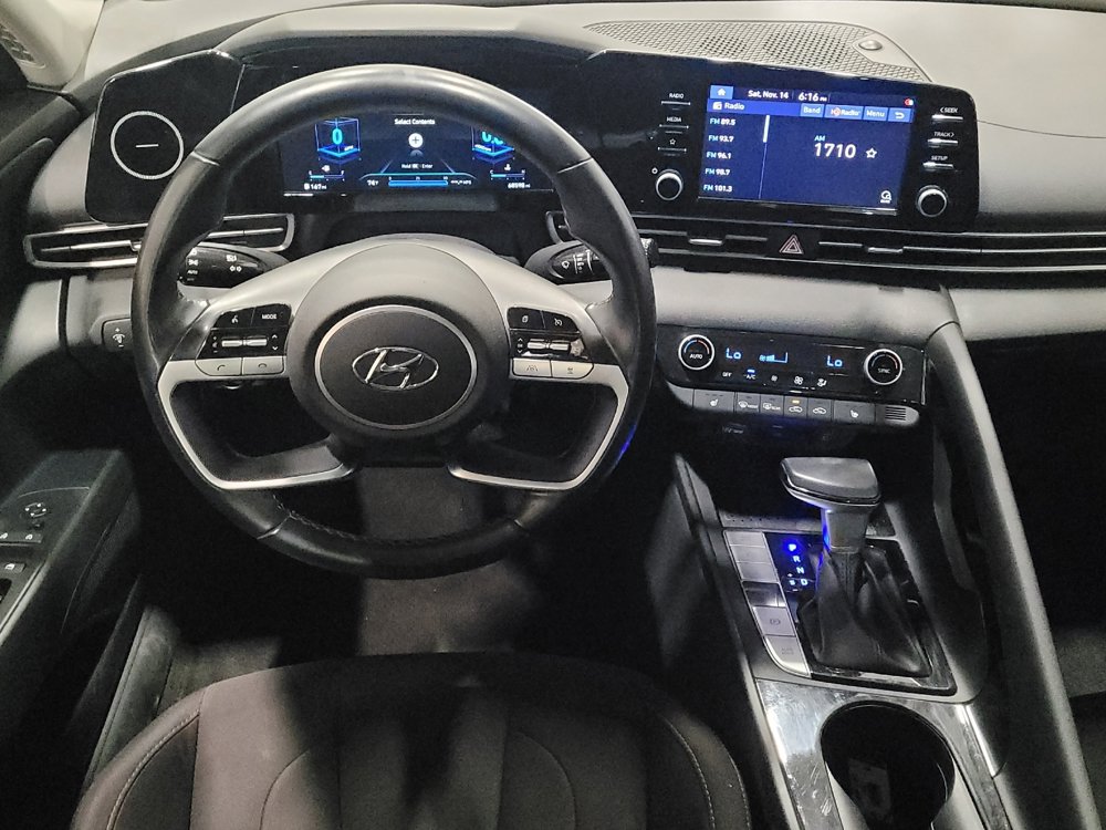 Used 2021 Hyundai Elantra SEL w/ Convenience + Premium Package FWD image 22