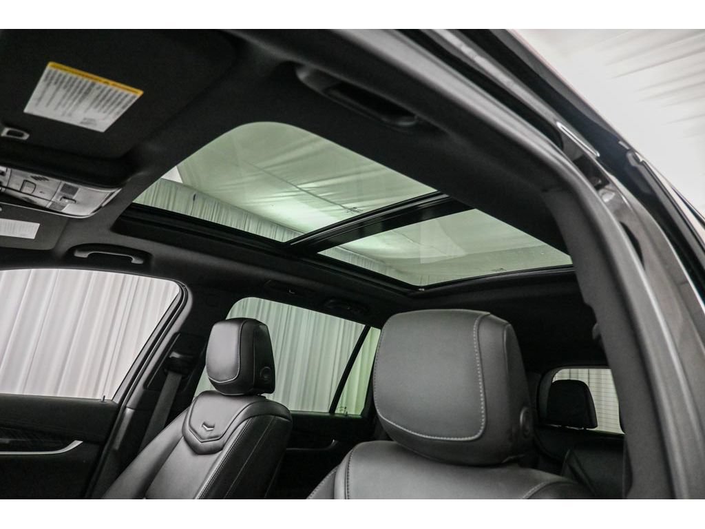 Certified 2024 Cadillac XT6 Premium Luxury AWD/4WD image 39