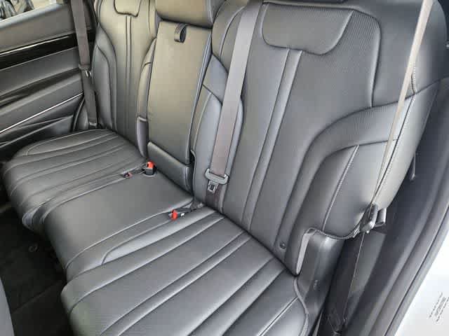 Used 2025 Genesis GV80 2.5T Standard AWD/4WD image 17