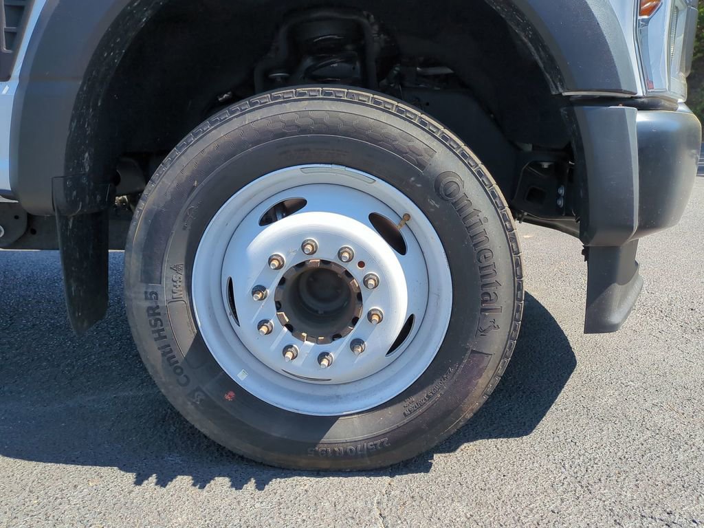Used 2024 Ford F550 2WD Regular Cab Super Duty image 13