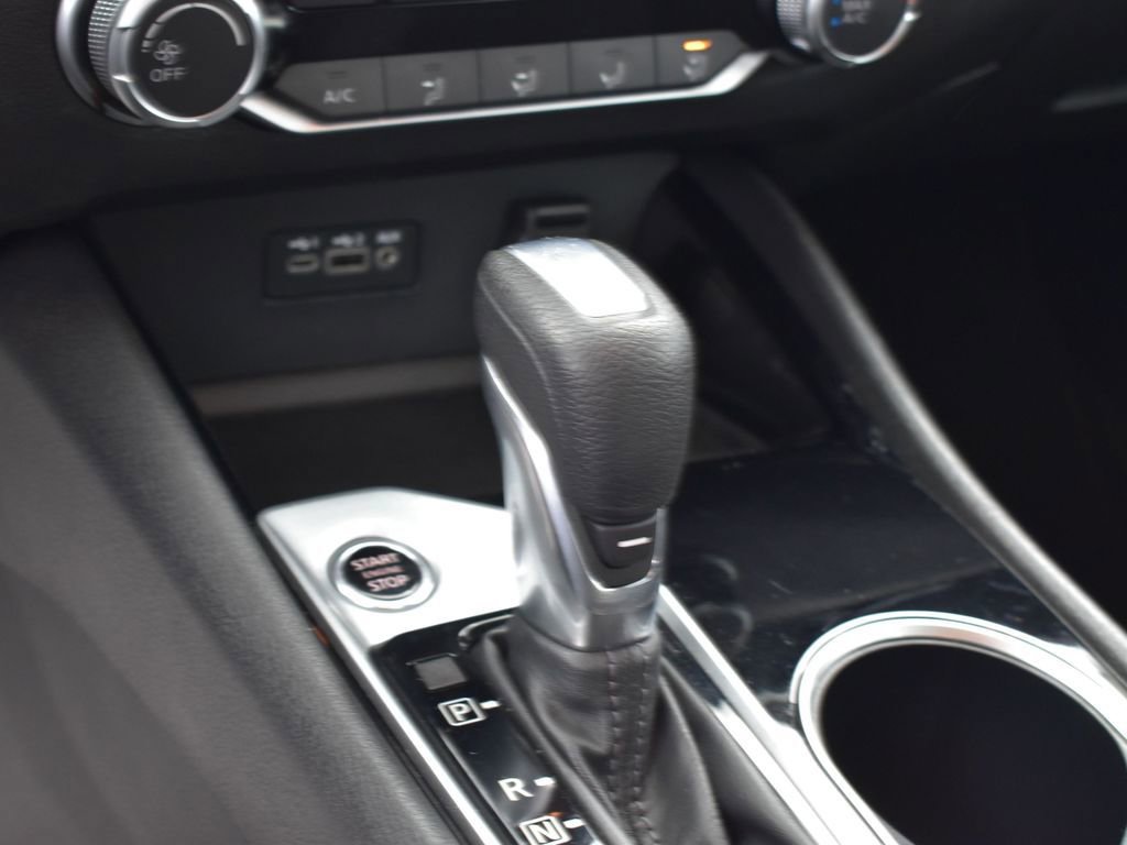 Used 2024 Nissan Altima 2.5 SV image 18