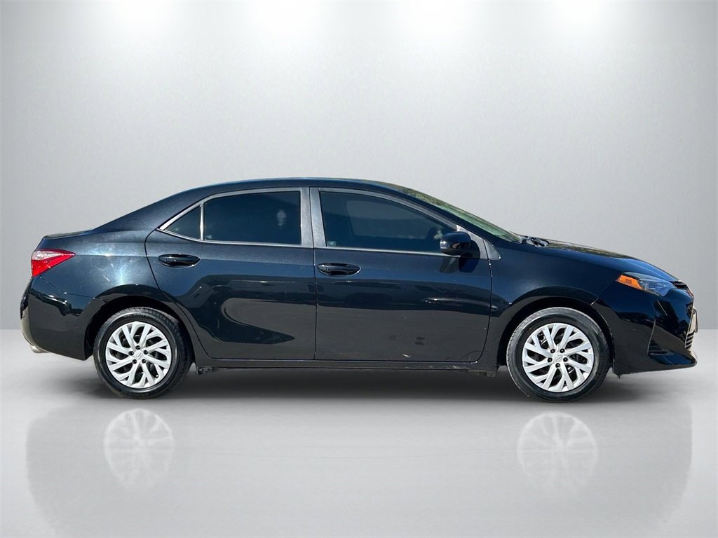 Used 2019 Toyota Corolla L image 4