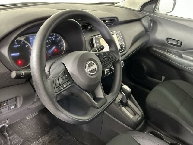 New 2025 Nissan Kicks Play S image 9