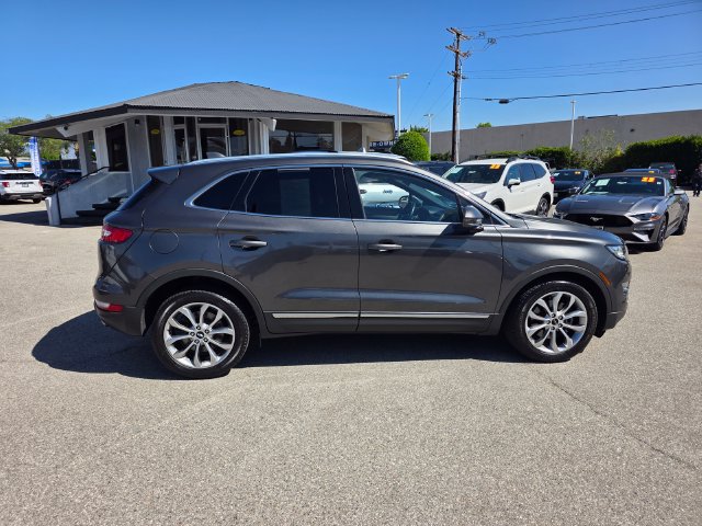 Used 2019 Lincoln MKC Select w/ Select Plus Package FWD image 3