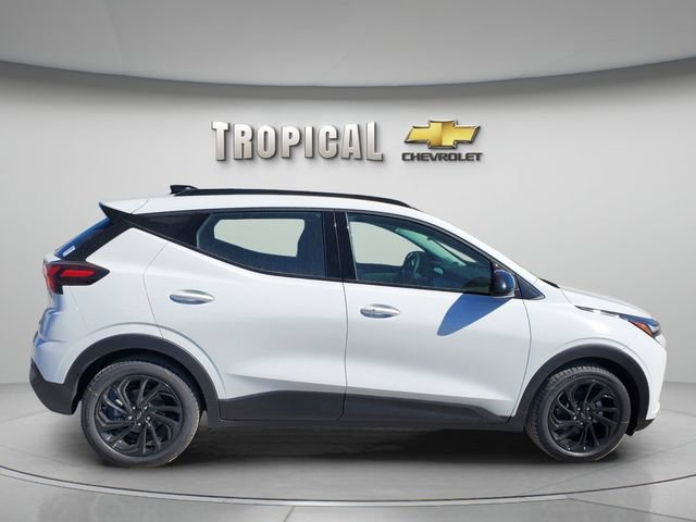 New 2027 Chevrolet Bolt RS FWD image 6