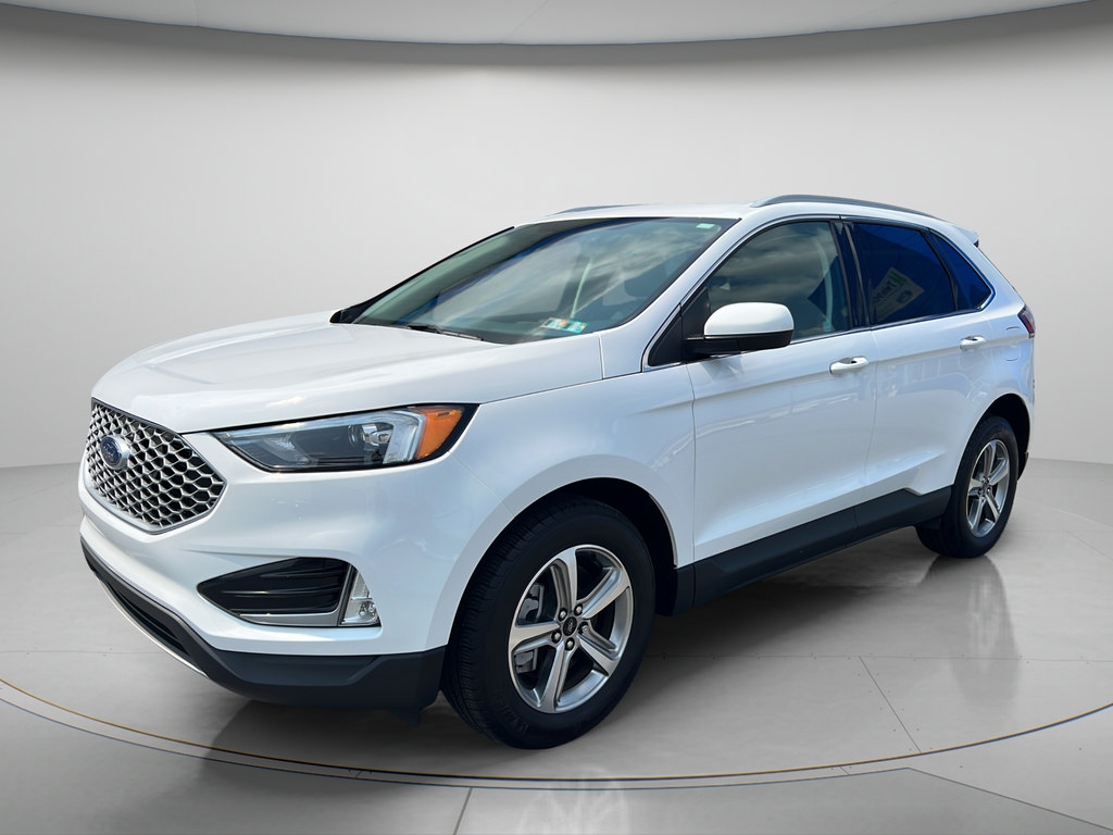 Used 2023 Ford Edge SEL w/ Convenience Package AWD/4WD image 3