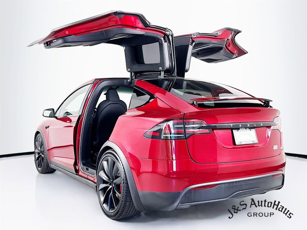 Used 2024 Tesla Model X Plaid AWD/4WD image 5