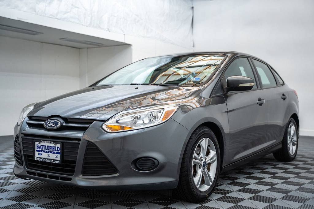 Used 2014 Ford Focus SE FWD image 3
