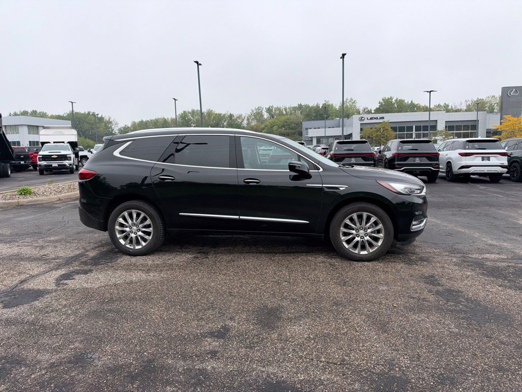 Used 2018 Buick Enclave Premium w/ Experience Buick Package AWD/4WD image 25