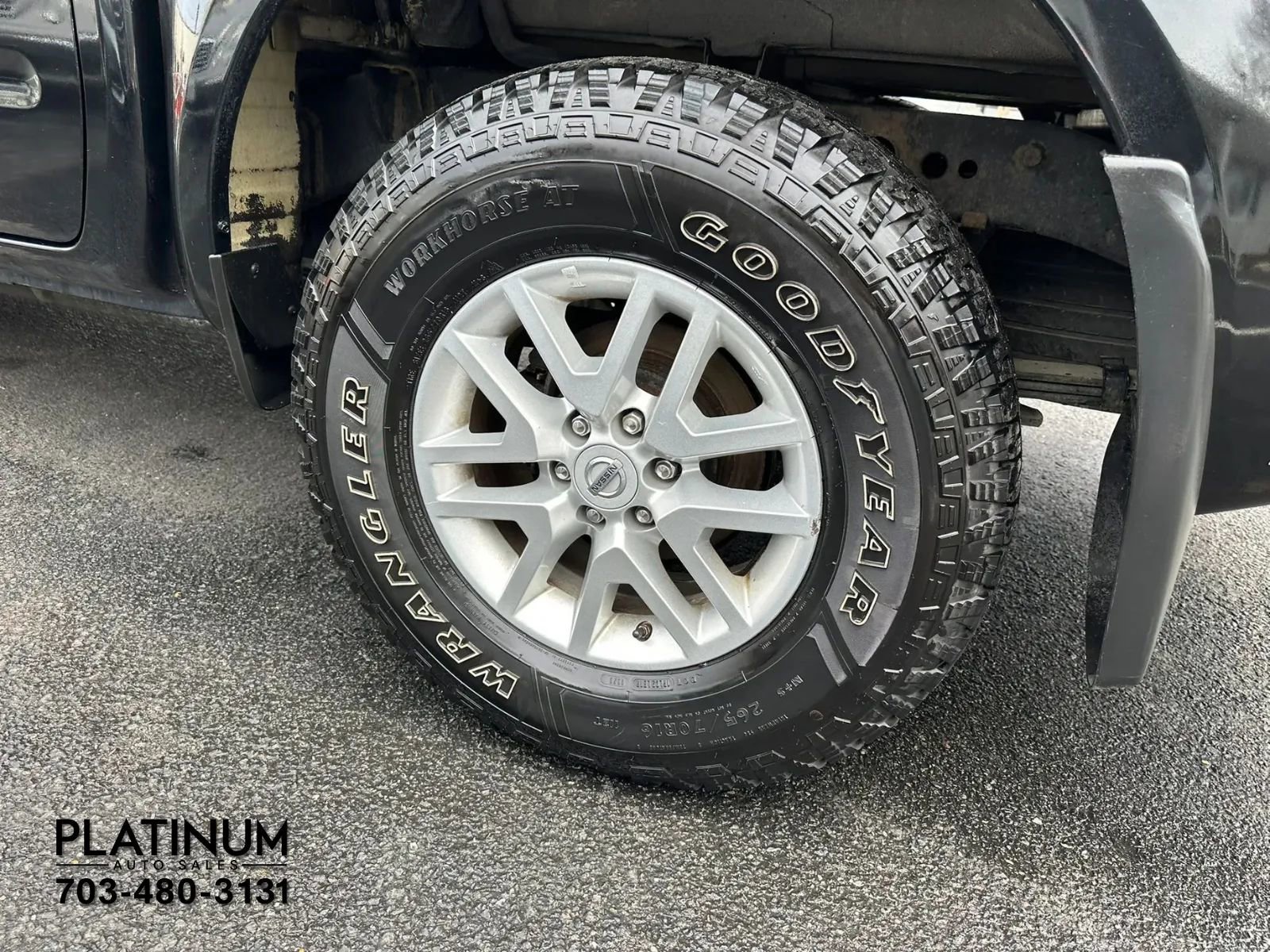 Used 2019 Nissan Frontier SV image 22