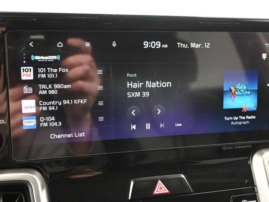 Certified 2023 Kia Sorento S image 18