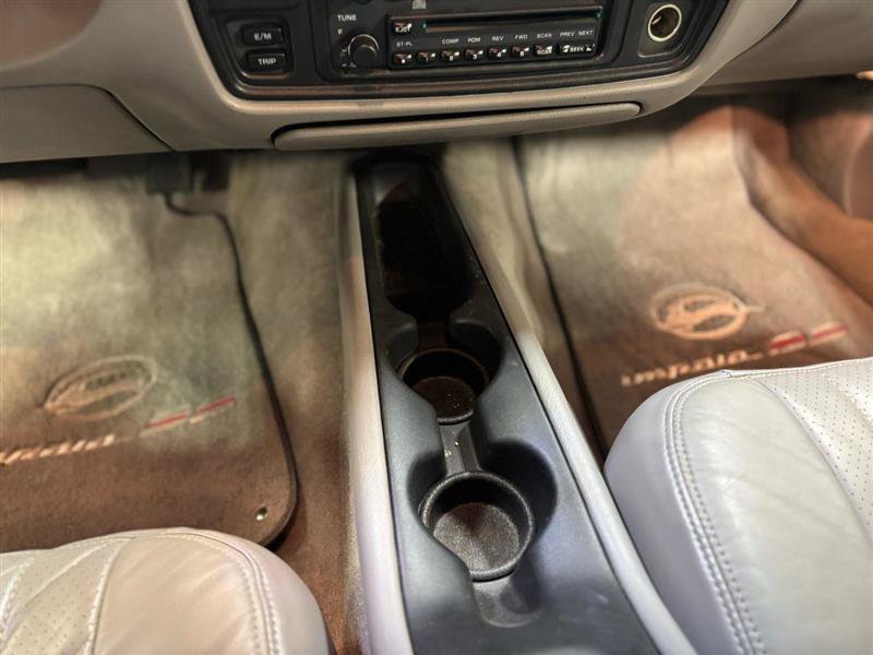 Used 1994 Chevrolet Caprice SS RWD image 20