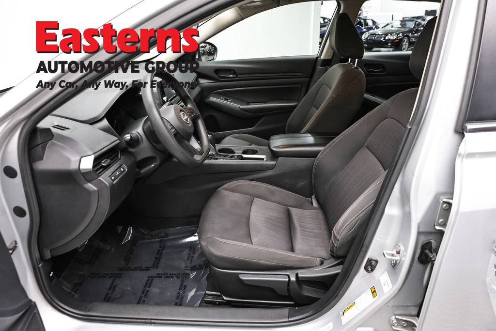 Used 2023 Nissan Altima 2.5 S FWD image 13