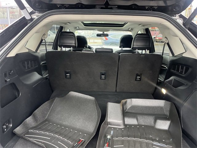 Used 2016 Ford Edge Titanium w/ Equipment Group 301A image 24