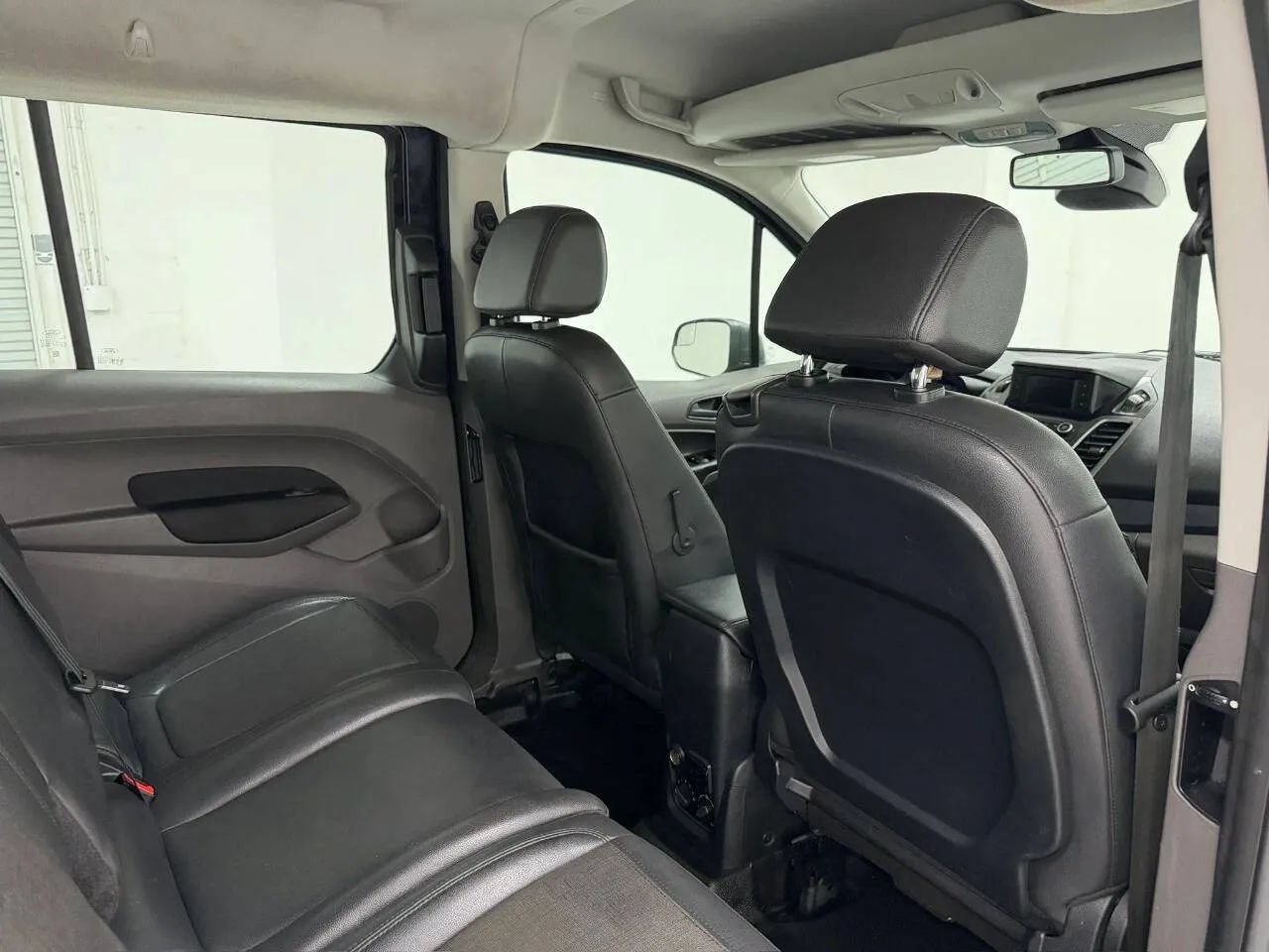 Used 2020 Ford Transit Connect XL FWD image 17