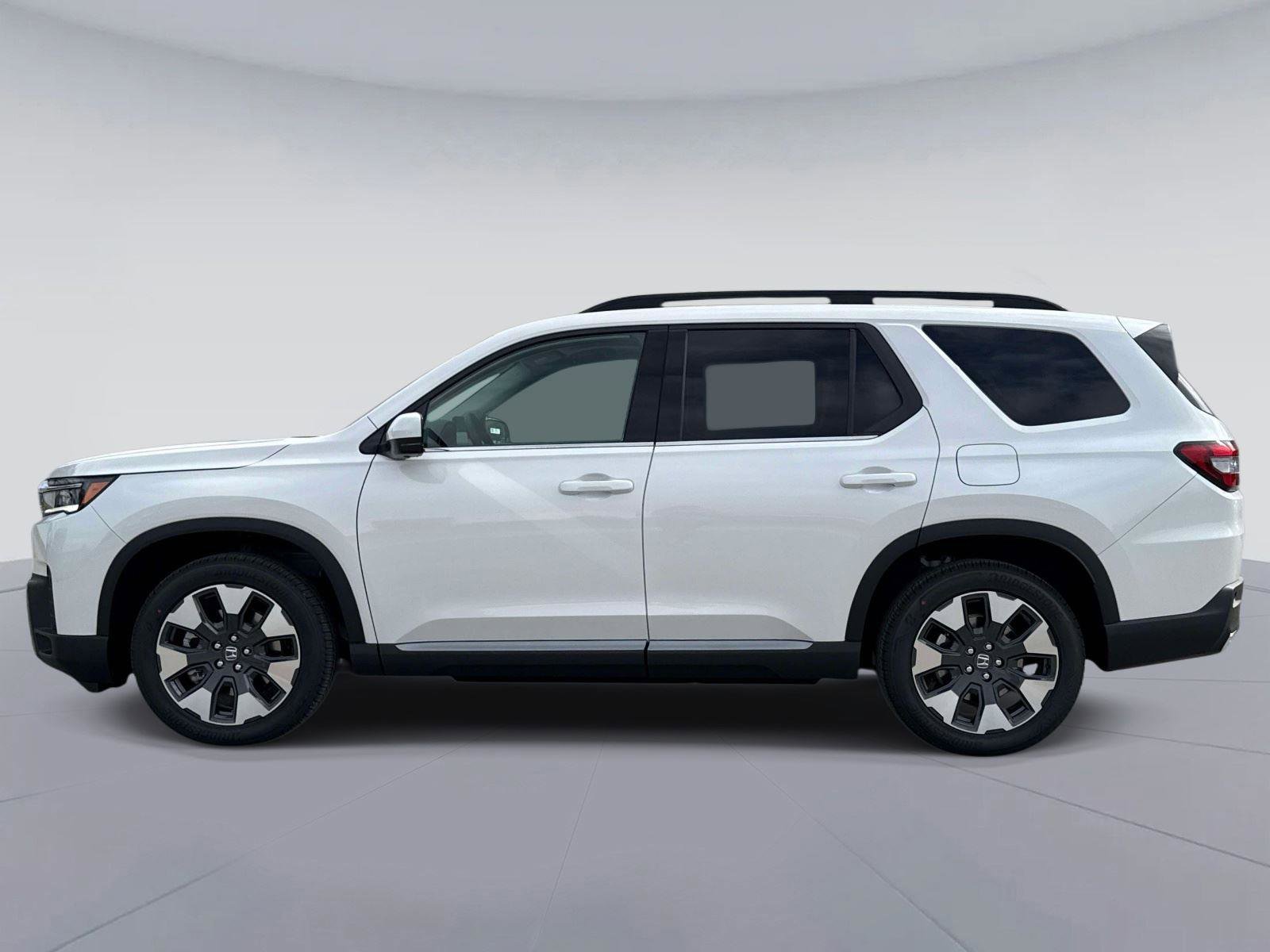 New 2026 Honda Pilot Touring image 7