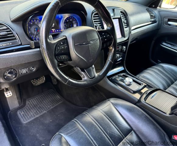 Used 2019 Chrysler 300 S image 11