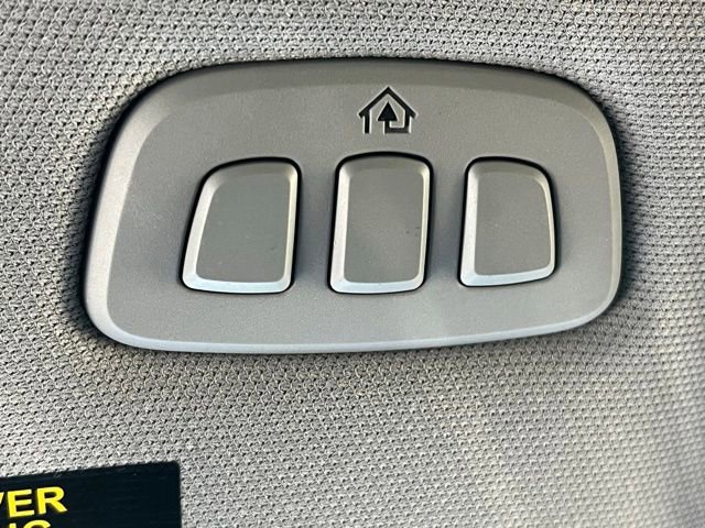 Used 2022 Lincoln Corsair AWD w/ Equipment Group 101A image 40