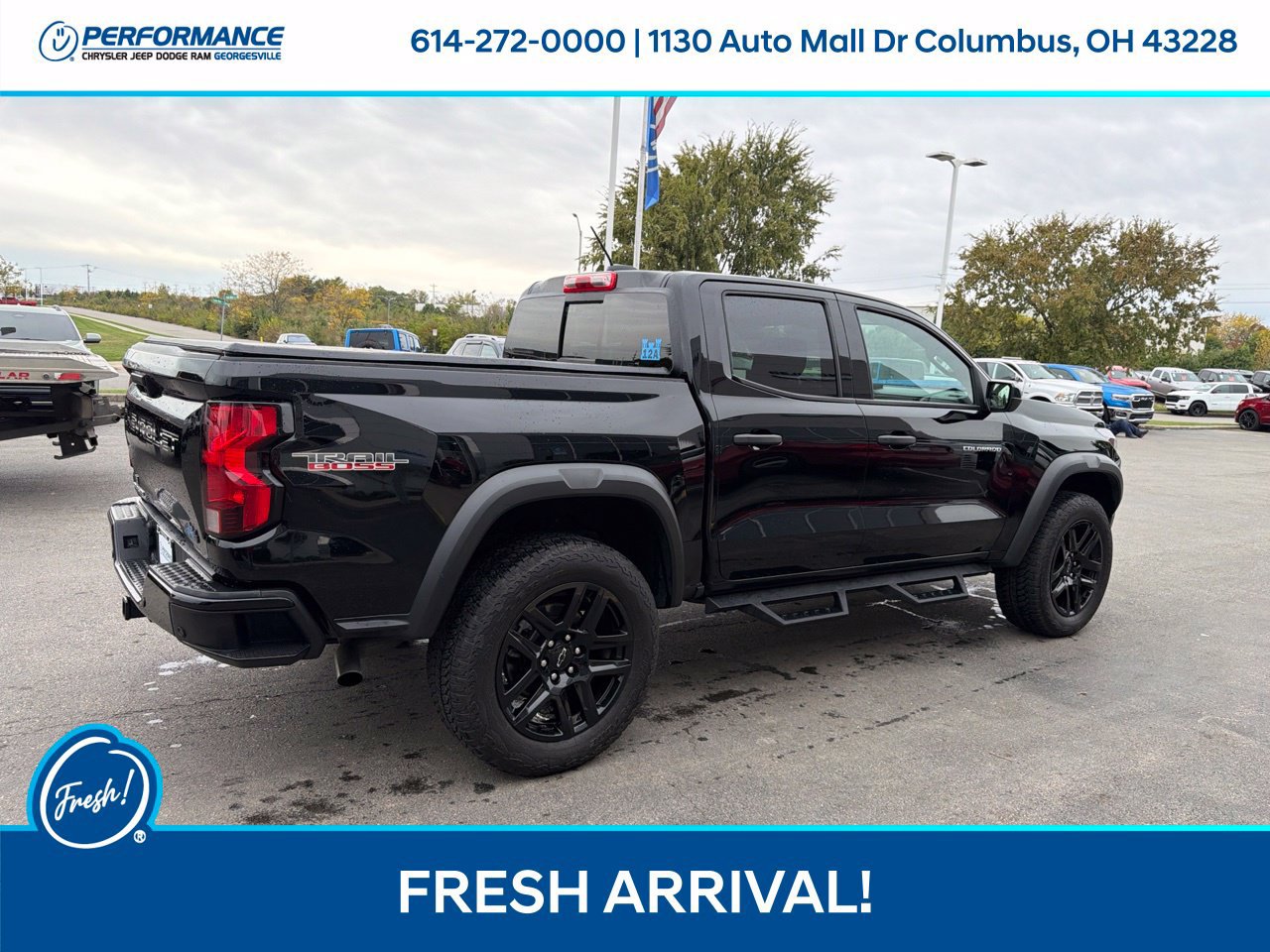 Used 2024 Chevrolet Colorado Trail Boss w/ Advanced Trailering Package AWD/4WD image 11