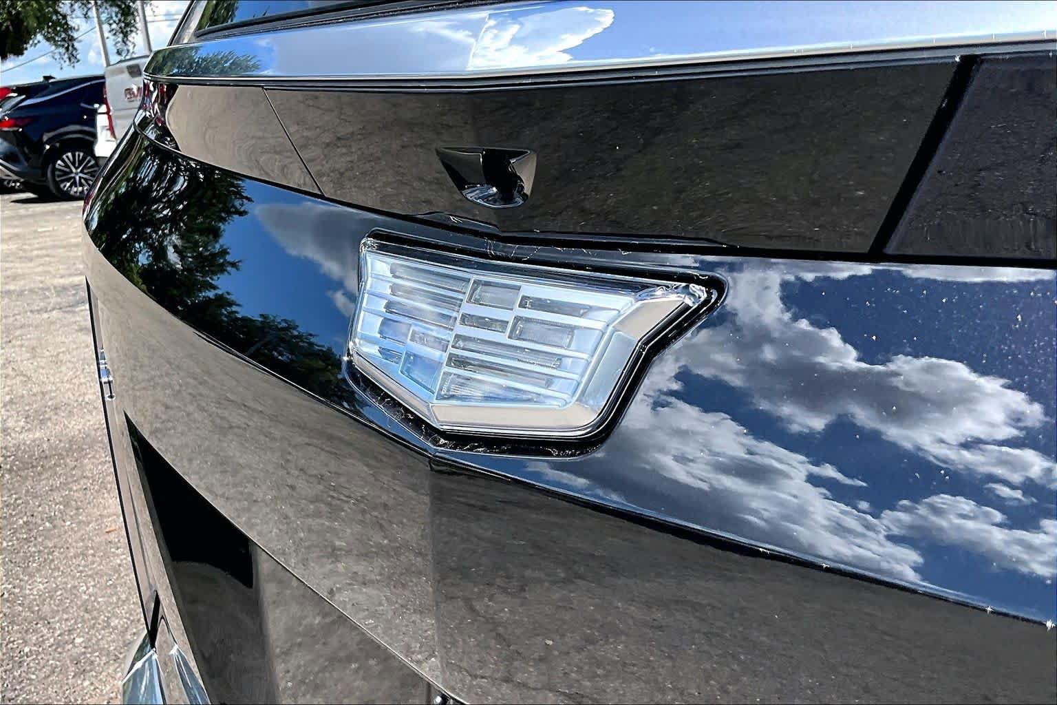 Used 2026 Cadillac Vistiq Premium Luxury AWD/4WD image 30